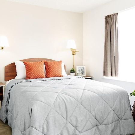 Intown Suites Extended Stay Albuquerque Nm Exterior photo